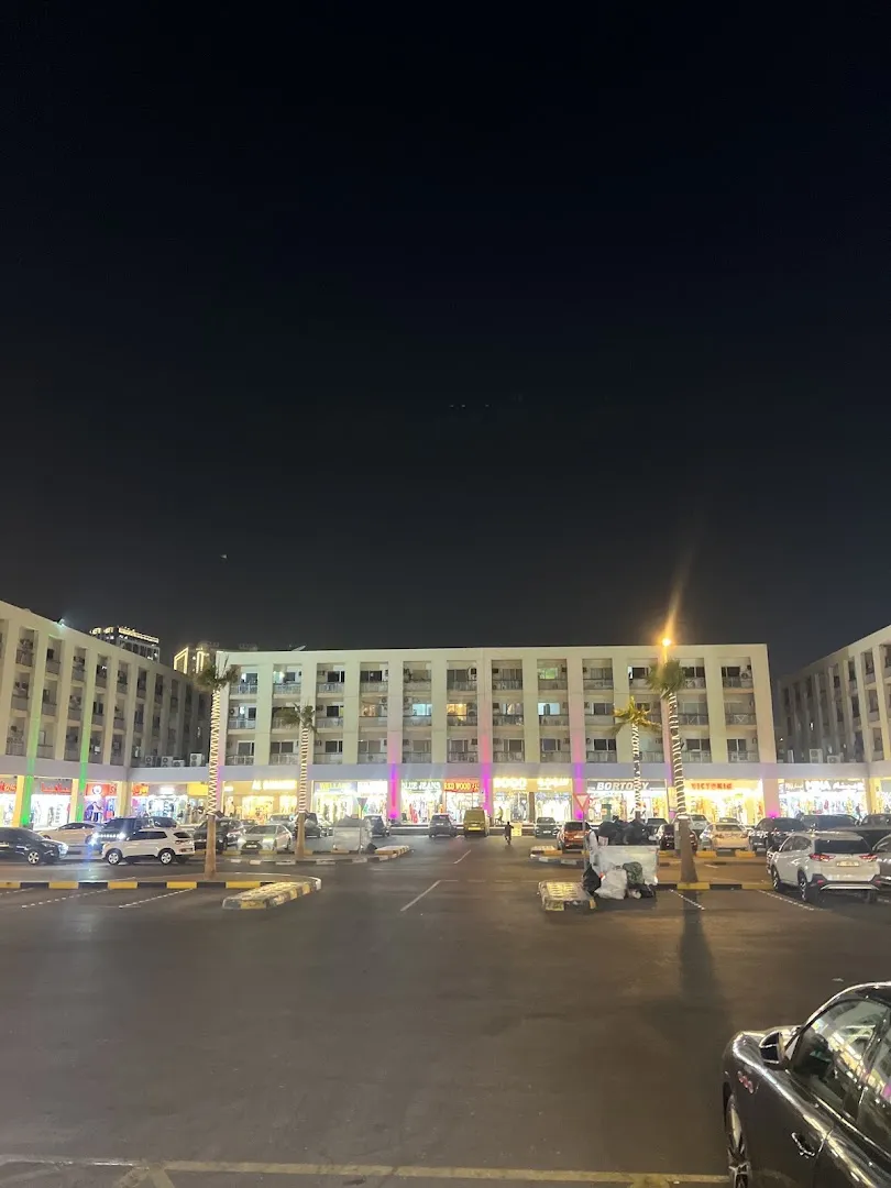 Karama Market (old fake market)